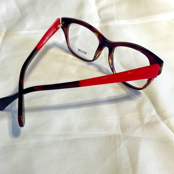 WOOW eyeglass frame in burgundy red brown color - Picture 2 of 4